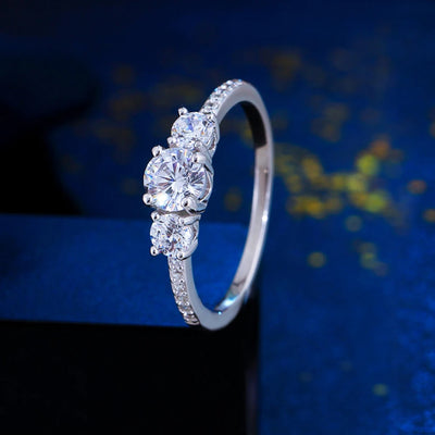 Luxurious Engagement Wedding Anniversary 3 Stones 4mm 6mm Zircon 925 Sterling Silver Ring for Women Daily Wear Special Occasions
