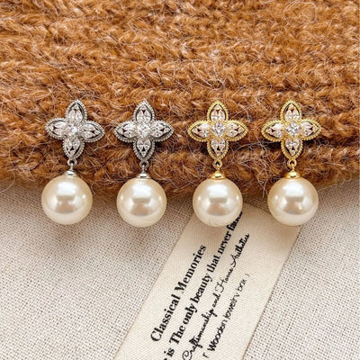 Zircon Four-leaf Clover Pearl Earrings, Fashionable, Light Luxury and Niche Brass